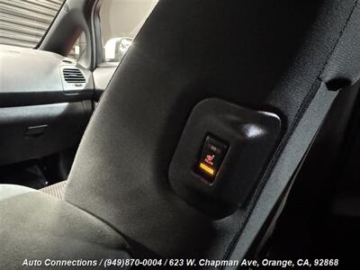 2013 Nissan LEAF S   - Photo 16 - Orange, CA 92868