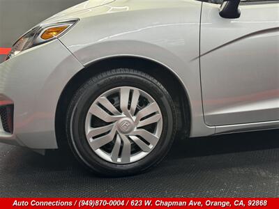 2015 Honda Fit LX - Photo 27 - Orange, CA 92868