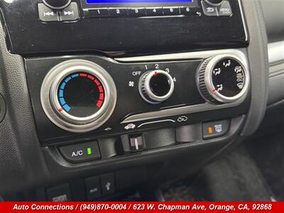 2015 Honda Fit LX - Photo 16 - Orange, CA 92868