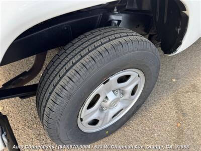 2010 Toyota Tacoma   - Photo 27 - Orange, CA 92868