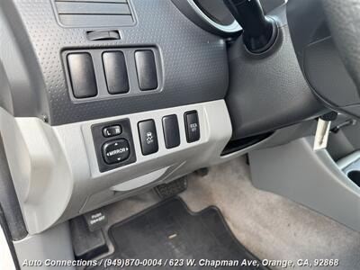 2010 Toyota Tacoma   - Photo 14 - Orange, CA 92868