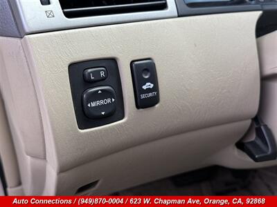 2006 Toyota Camry SE V6 - Photo 15 - Orange, CA 92868