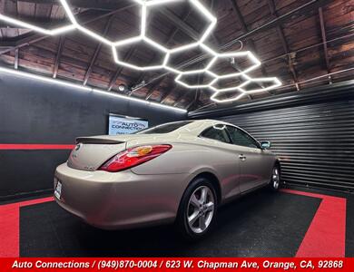 2006 Toyota Camry SE V6 - Photo 3 - Orange, CA 92868