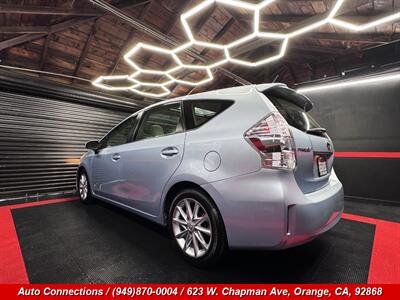 2014 Toyota Prius v Five   - Photo 4 - Orange, CA 92868