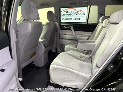 2012 Toyota Highlander   - Photo 10 - Orange, CA 92868