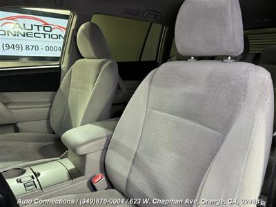 2012 Toyota Highlander   - Photo 12 - Orange, CA 92868