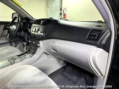 2012 Toyota Highlander   - Photo 13 - Orange, CA 92868