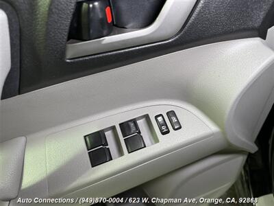 2012 Toyota Highlander   - Photo 26 - Orange, CA 92868