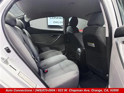 2014 Hyundai ELANTRA SE - Photo 8 - Orange, CA 92868
