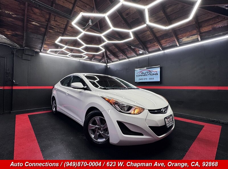 2014 Hyundai ELANTRA SE   - Photo 1 - Orange, CA 92868
