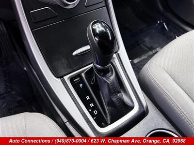 2014 Hyundai ELANTRA SE - Photo 12 - Orange, CA 92868