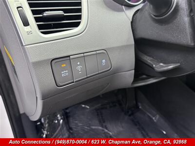 2014 Hyundai ELANTRA SE - Photo 15 - Orange, CA 92868