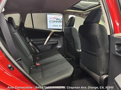 2015 Toyota RAV4 XLE   - Photo 8 - Orange, CA 92868