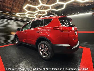 2015 Toyota RAV4 XLE   - Photo 4 - Orange, CA 92868
