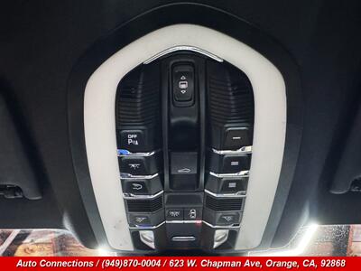 2018 Porsche Macan - Photo 21 - Orange, CA 92868