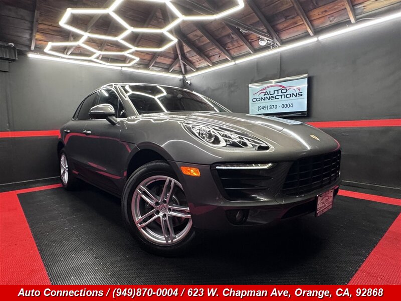2018 Porsche Macan Base