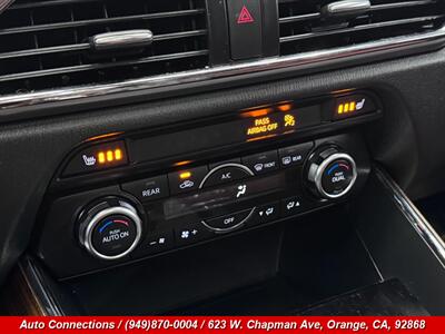 2016 Mazda CX-9 Signature   - Photo 17 - Orange, CA 92868