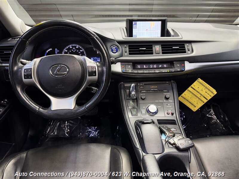 2013 Lexus CT Base photo 12