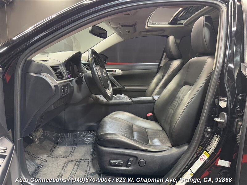 2013 Lexus CT Base photo 6