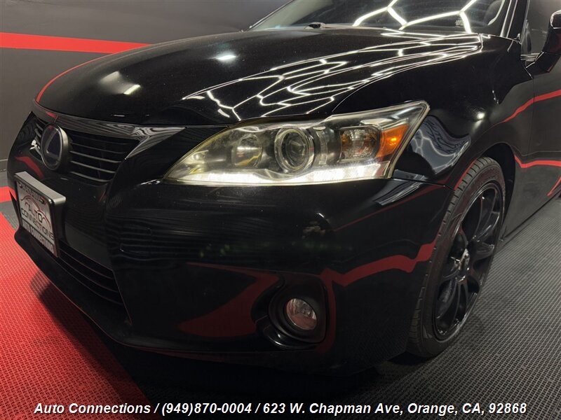 2013 Lexus CT Base photo 35