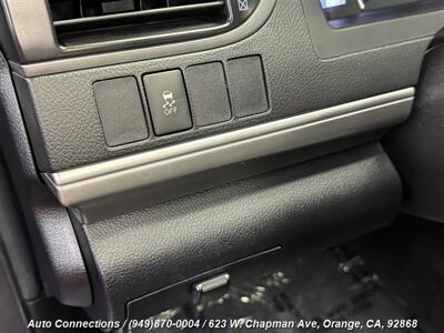 2012 Toyota Camry SE   - Photo 20 - Orange, CA 92868