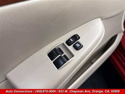 2006 Toyota Camry SLE V6   - Photo 19 - Orange, CA 92868