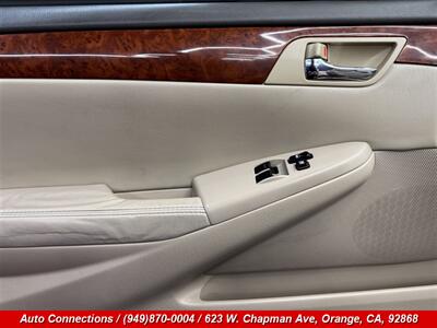 2006 Toyota Camry SLE V6   - Photo 18 - Orange, CA 92868