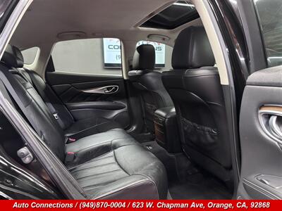 2012 INFINITI M35h   - Photo 8 - Orange, CA 92868