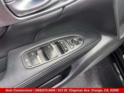 2012 INFINITI M35h   - Photo 24 - Orange, CA 92868