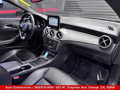 2015 Mercedes-Benz CLA CLA 250   - Photo 10 - Orange, CA 92868