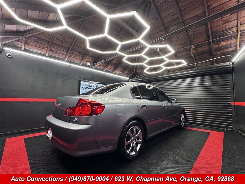 2005 INFINITI G35 - Photo 3 - Orange, CA 92868