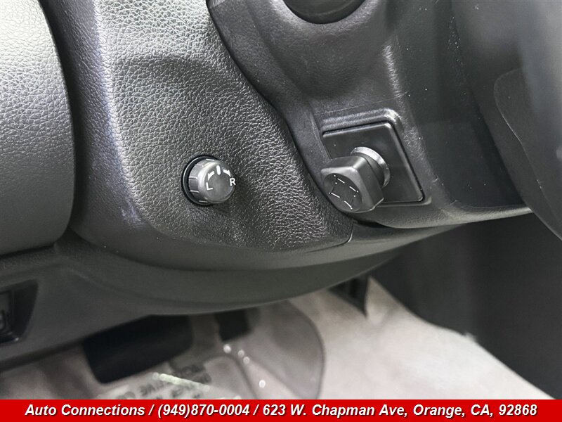 2005 INFINITI G35 - Photo 20 - Orange, CA 92868