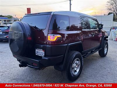2010 Toyota FJ Cruiser   - Photo 3 - Orange, CA 92868