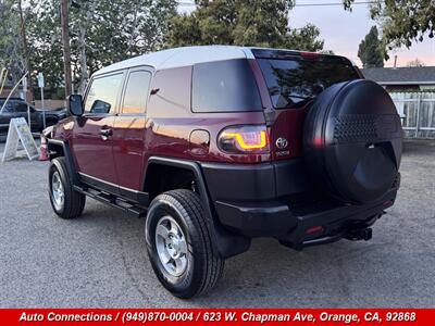 2010 Toyota FJ Cruiser   - Photo 4 - Orange, CA 92868