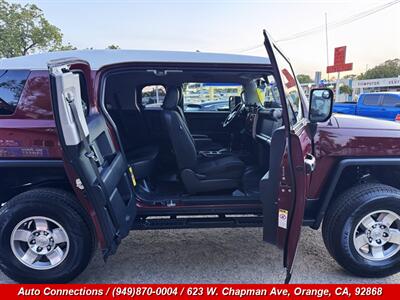 2010 Toyota FJ Cruiser   - Photo 20 - Orange, CA 92868