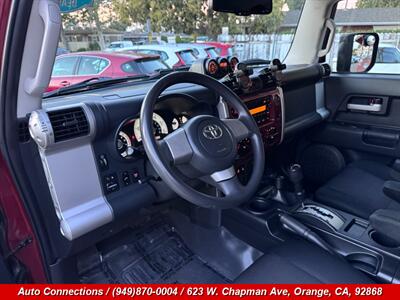 2010 Toyota FJ Cruiser   - Photo 11 - Orange, CA 92868