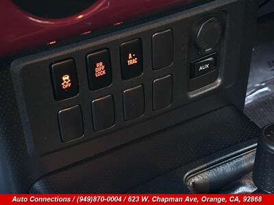 2010 Toyota FJ Cruiser   - Photo 14 - Orange, CA 92868