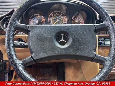 1985 Mercedes-Benz 380 SL   - Photo 12 - Orange, CA 92868