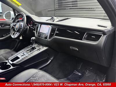 2018 Porsche Macan - Photo 10 - Orange, CA 92868