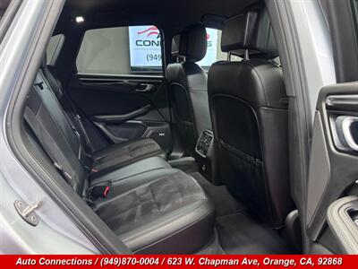 2018 Porsche Macan - Photo 8 - Orange, CA 92868