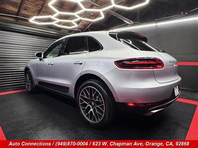 2018 Porsche Macan - Photo 4 - Orange, CA 92868