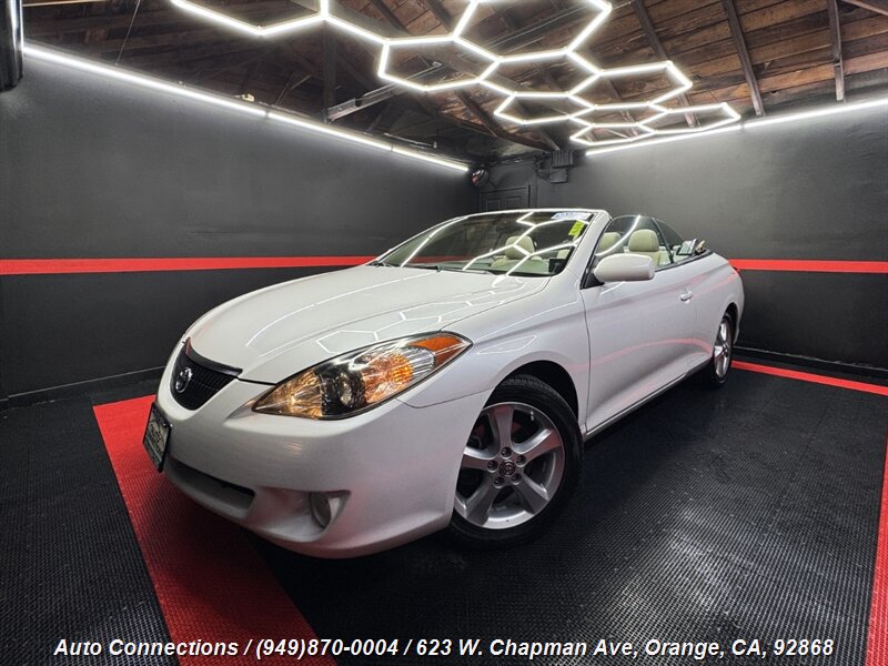 2005 Toyota Camry SLE V6  