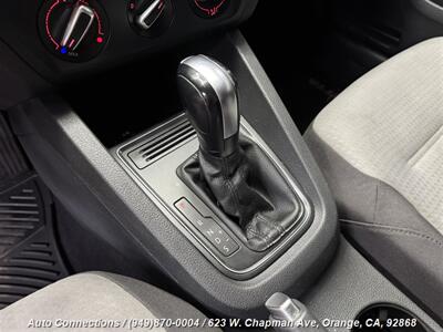 2018 Volkswagen Jetta 1.4T S   - Photo 16 - Orange, CA 92868