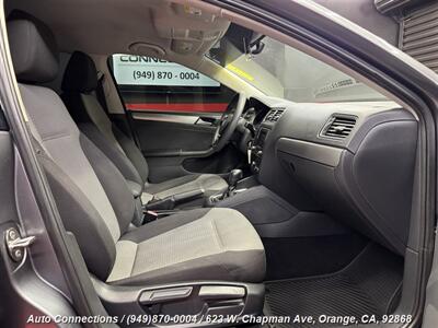 2018 Volkswagen Jetta 1.4T S   - Photo 7 - Orange, CA 92868