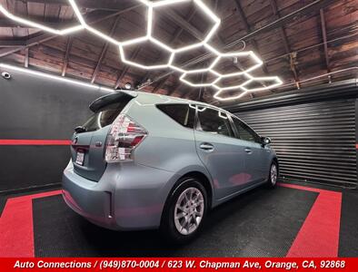 2013 Toyota Prius v Two - Photo 3 - Orange, CA 92868