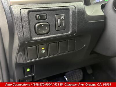 2012 Lexus CT 200h - Photo 19 - Orange, CA 92868