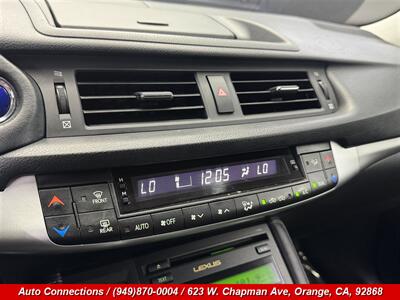 2012 Lexus CT 200h - Photo 17 - Orange, CA 92868