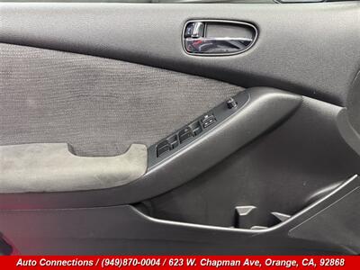 2011 Nissan Altima 2.5   - Photo 19 - Orange, CA 92868