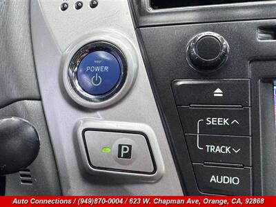 2014 Toyota Prius v Five - Photo 20 - Orange, CA 92868