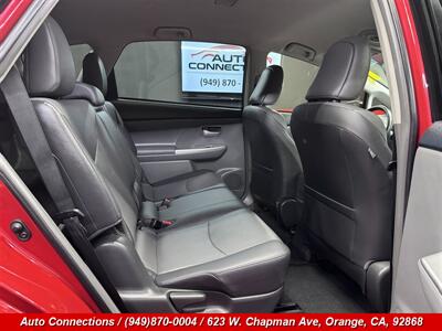 2014 Toyota Prius v Five - Photo 8 - Orange, CA 92868